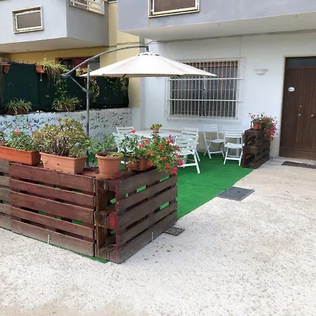 Happy Rock Apartment *