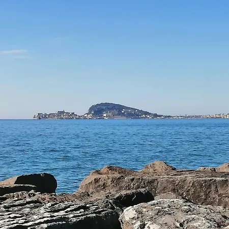 Happy Rock Apartment Formia
